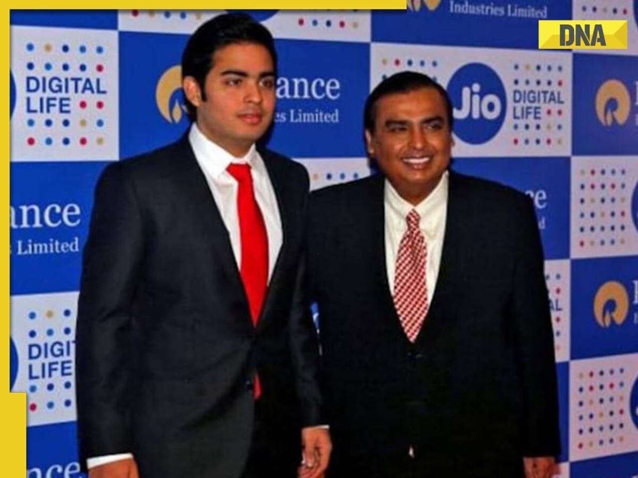 Mukesh Ambani's son Akash Ambani spotted driving THIS luxurious car in Mumbai, it is worth Rs..., top speed is...