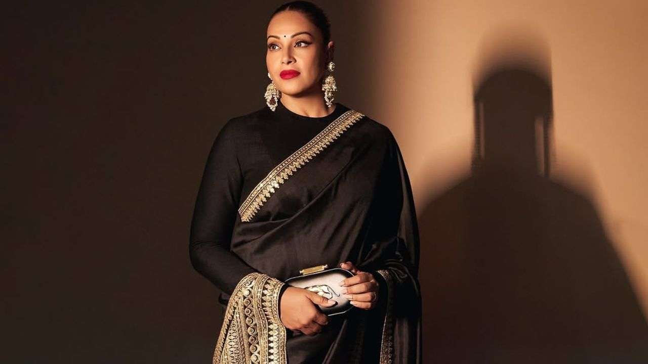 Bipasha Basu – Corporate (2006) and Jism (2003)