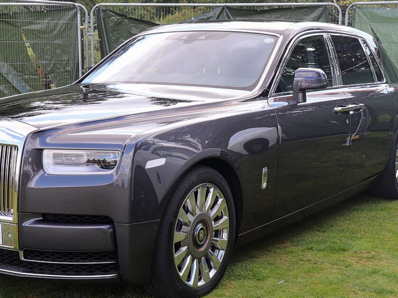 Rolls Royce Phantom VIII EWB