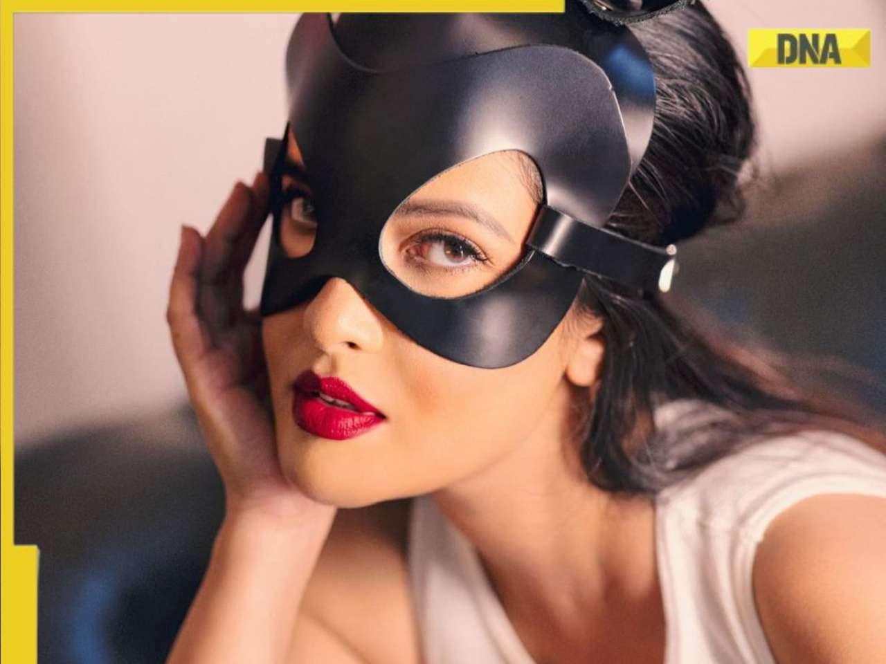 Meet star kid from royal family who debut with superhit, one MMS scandal destroyed her Bollywood career, she left Hindi films, then...
