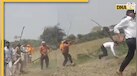 Mathura Viral Video: कब्जा लेने के लिए फसल पर चला दी JCB, किसानों ने दौड़ा-दौड़ाकर पीटे अधिकारी