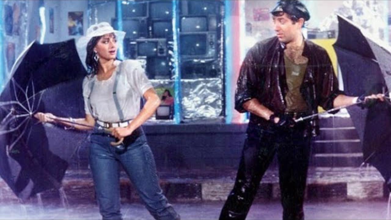 kisi ke Hath Na Aaegi Yeh Ladki Song
