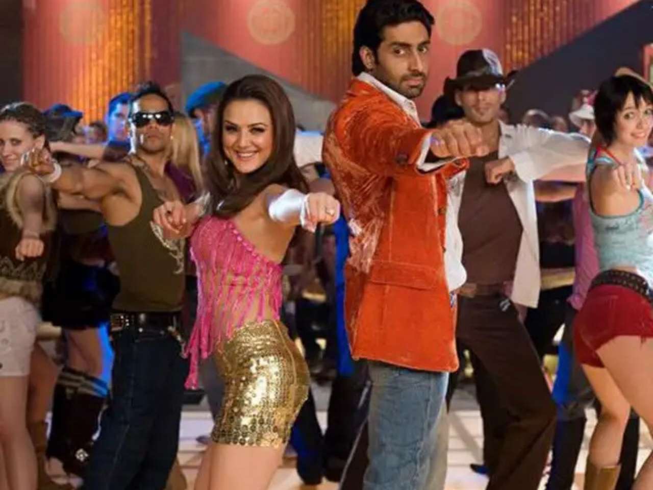 Fashion flashback: Preity Zinta's iconic 2000s looks we still can't get over Fashion flashback: Preity Zinta's iconic 2000s looks we still can't get over