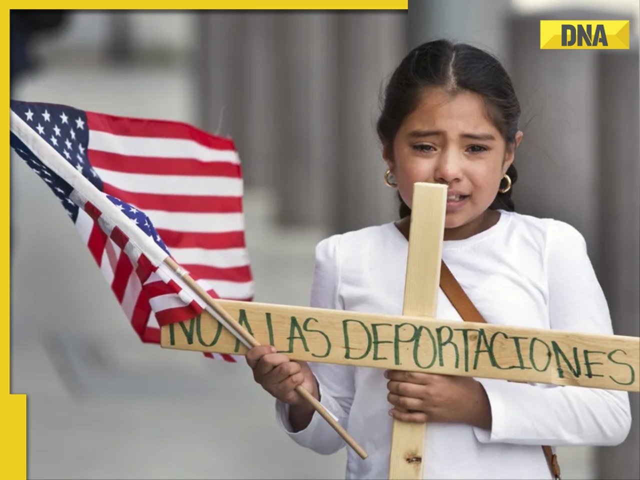 Three children, who are US citizens aged 2, 4, and 7 years, deported by immigration authorities; one of them has cancer