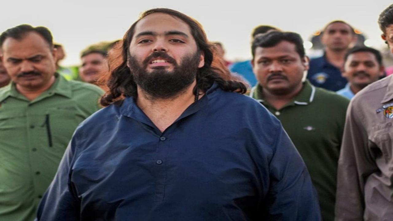 अभी तक नॉन-एग्जीक्यूटिव डायरेक्टर के पद पर थे
