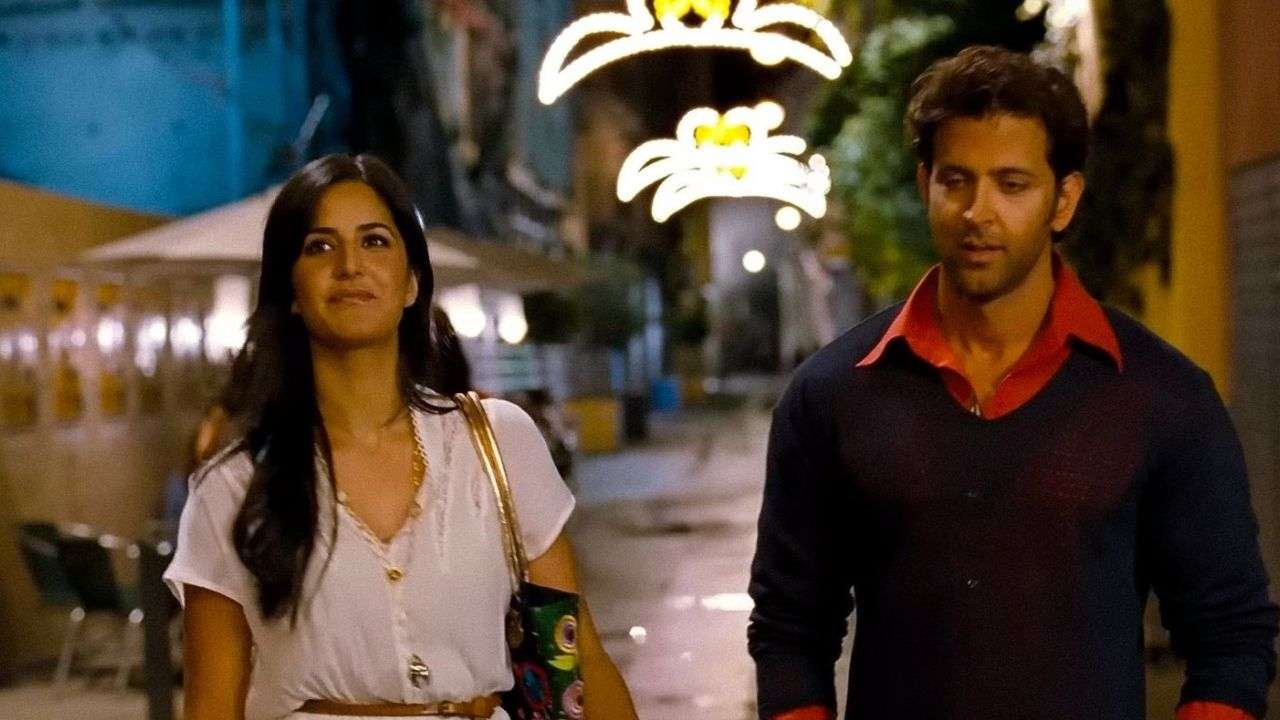 A starry night walk like in Zindagi Na Milegi Dobara