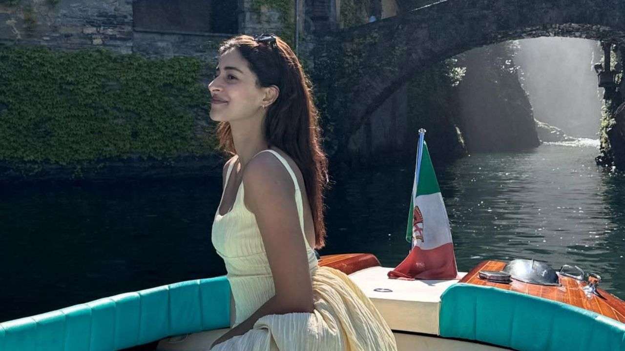 Magical boat cruise experience