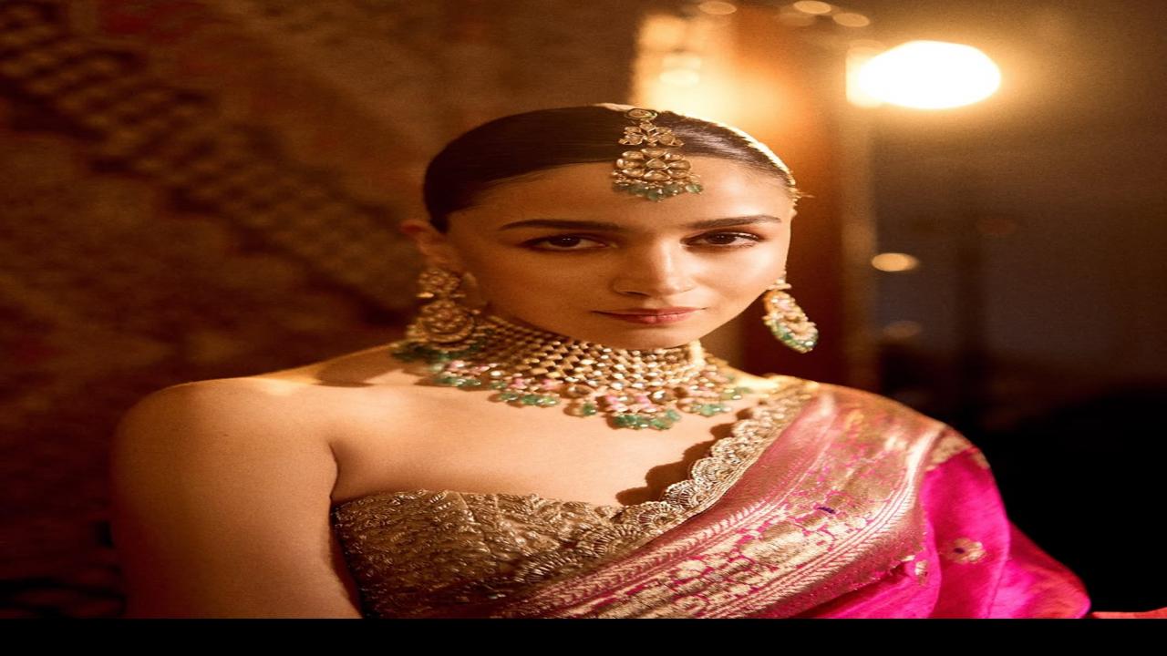 Alia Bhatt Golden Blouse 