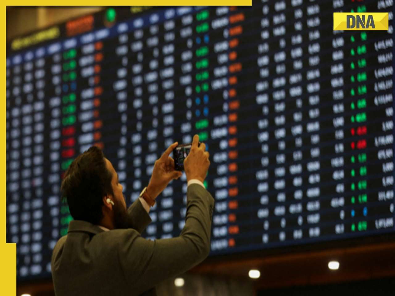 Pakistan suffers major setback after Indian airstrikes, PSX loses Rs 820000000000 in single day