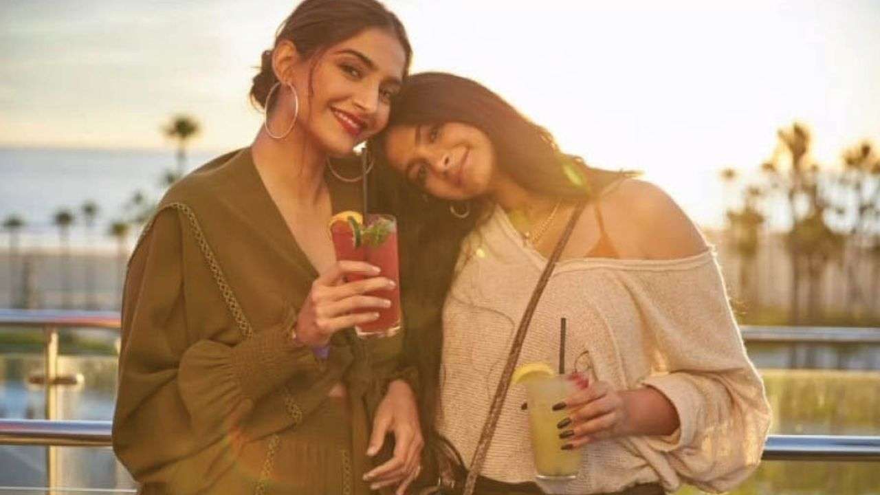 Sonam Kapoor and Rhea Kapoor