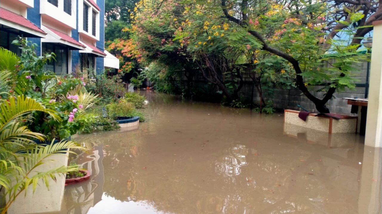 ट्रैफिक और बिजली आपूर्ति पर असर