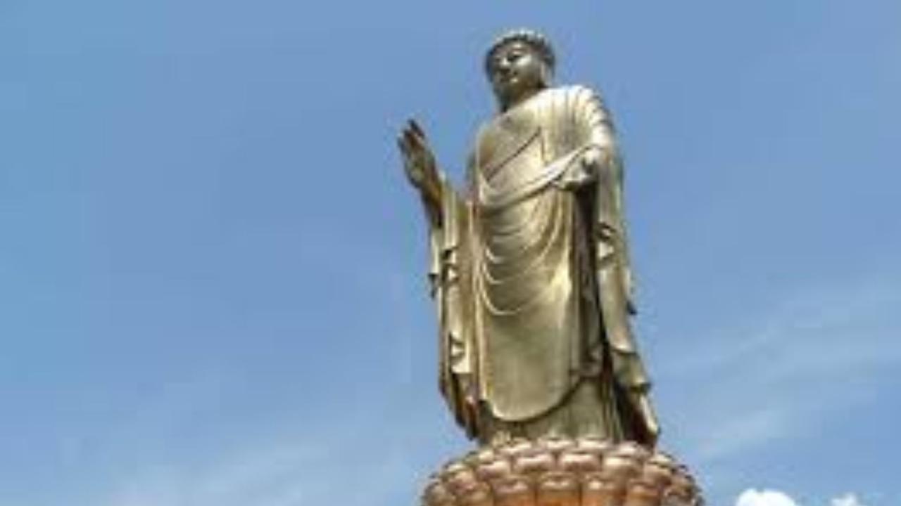 स्प्रिंग टैम्पल बुद्ध