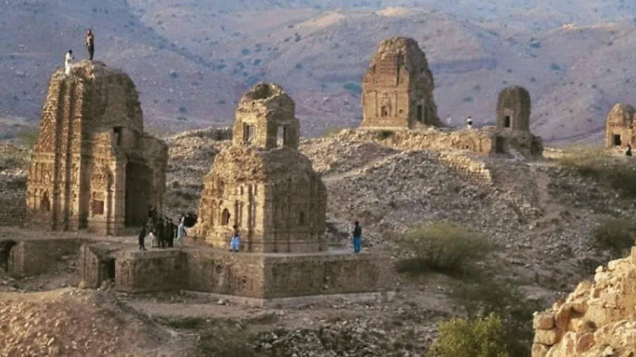 अफगानिस्तान में भी हिंदू की बताई जाती है गैरमौजूदगी