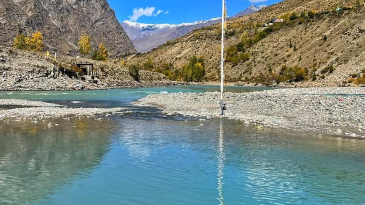 हिमाचल प्रदेश में दो नदियों से मिलकर बनती है चंद्रभागा