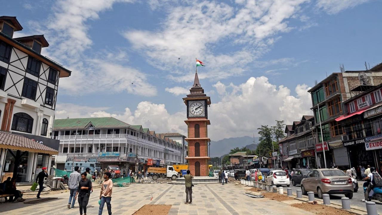अनुच्छेद 370 को हटाना