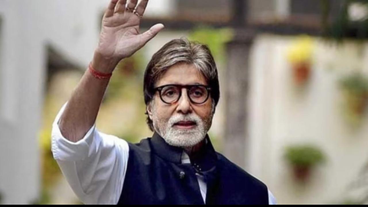 Amitabh Bachchan Dated A Air Hostess
