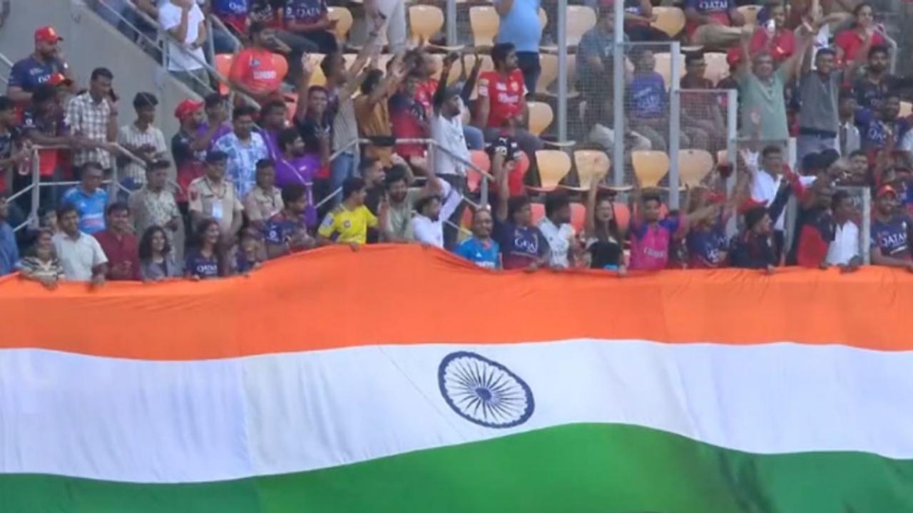 देश भक्ति में झूमा पूरा मैदान 