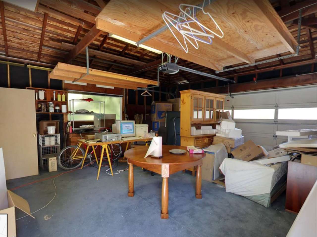 Step inside Google's first office, not swanky building with modern-day ...