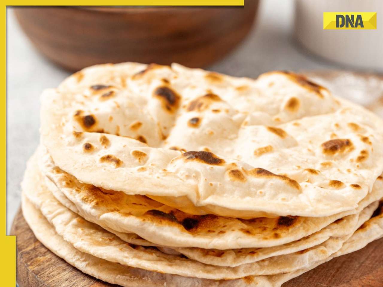Viral video: Man finds lizard stuffed in tandoori roti at dhaba, internet reacts 
