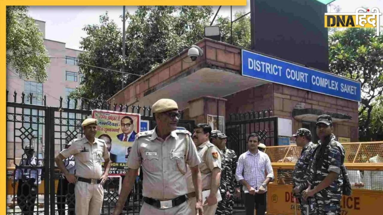 दिल्ली के साकेत कोर्ट में बवाल, पेशी के दौरान 2 गुटों में खूनी झड़प, एक कैदी की मौत