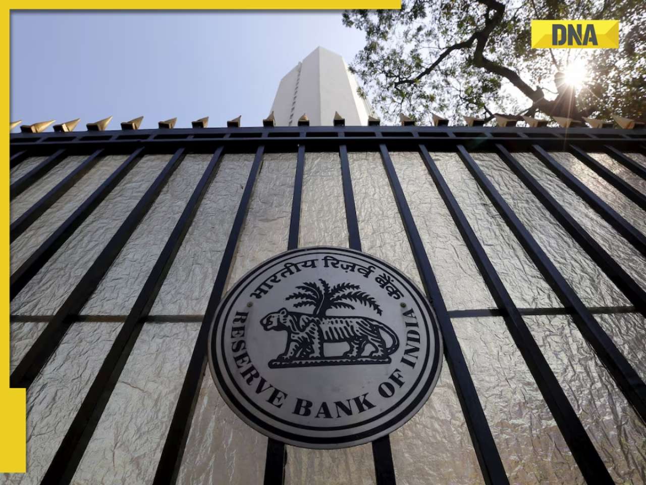 How much will your EMI decrease after RBI slashes interest rate? If you have home loan of Rs 50 lakh, you will save...