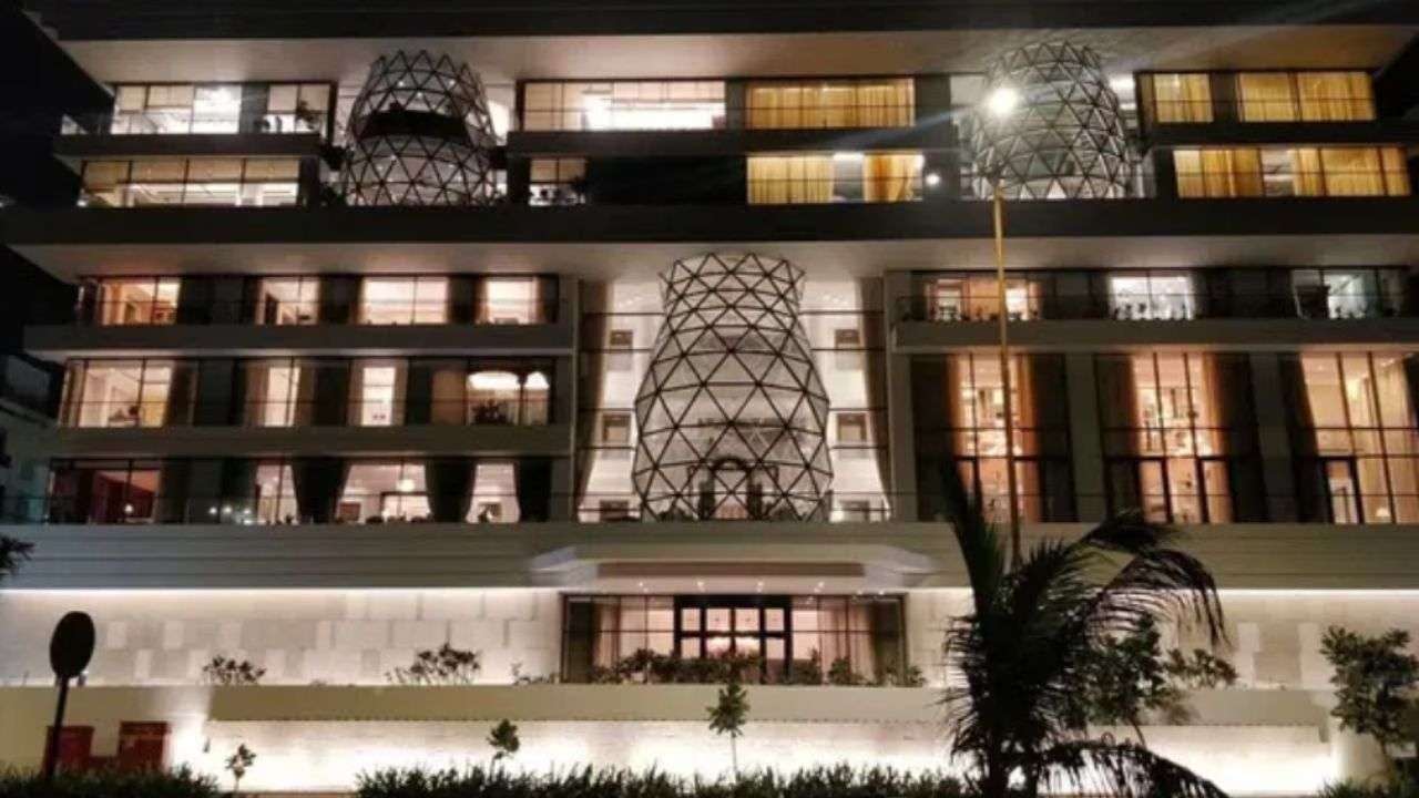 Guilta with mesmerising exterior