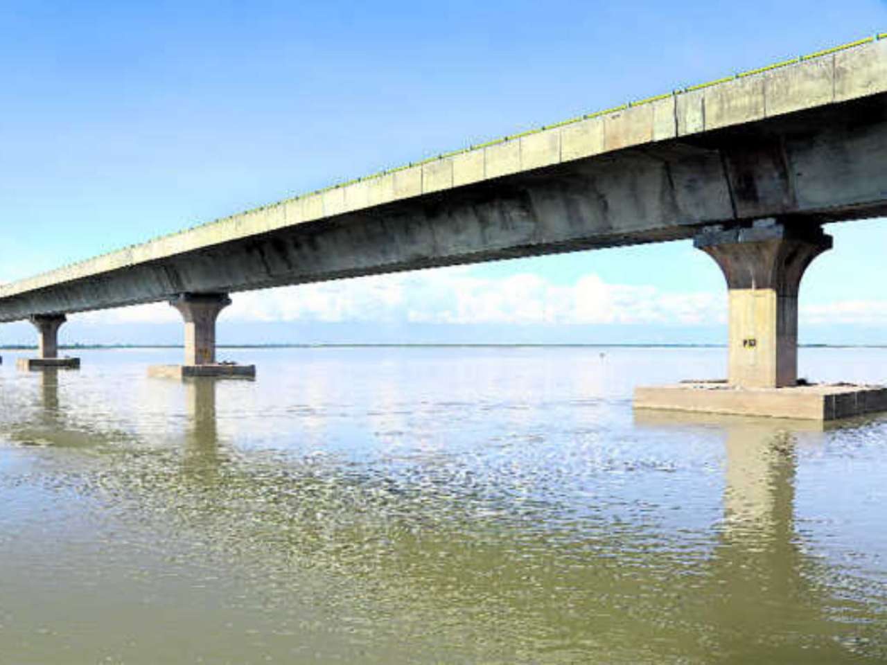 Connects Northeast states