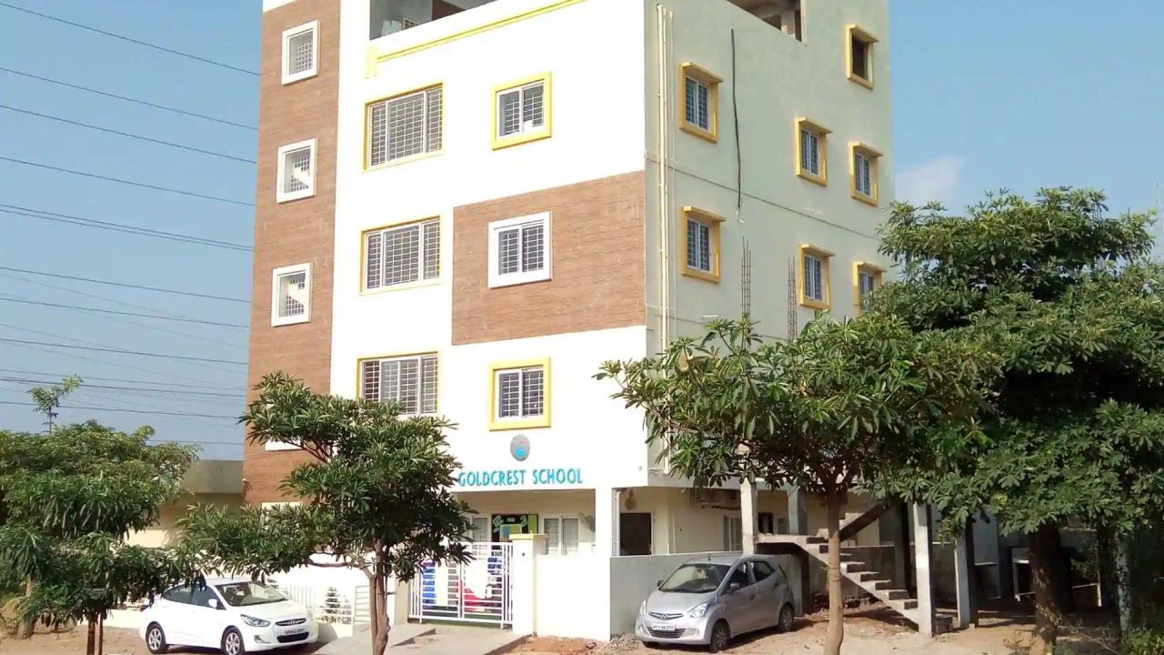 इस स्कूल के मालिक हैं रितेश देशमुख