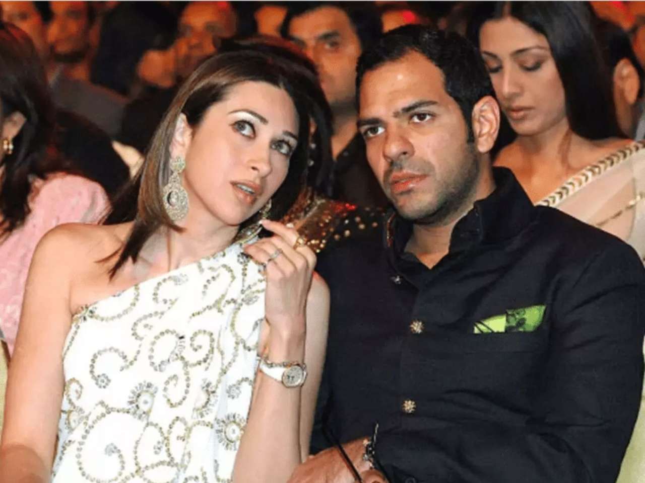 When Sunjay Kapur allegedly asked his mom to slap Karisma Kapoor