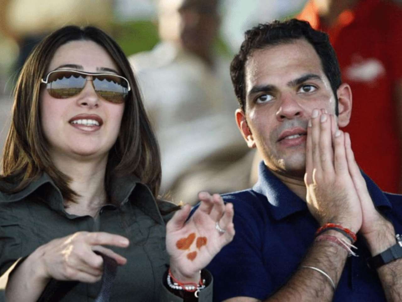 Karisma Kapoor alleged dowry harassment from Sunjay Kapur and family