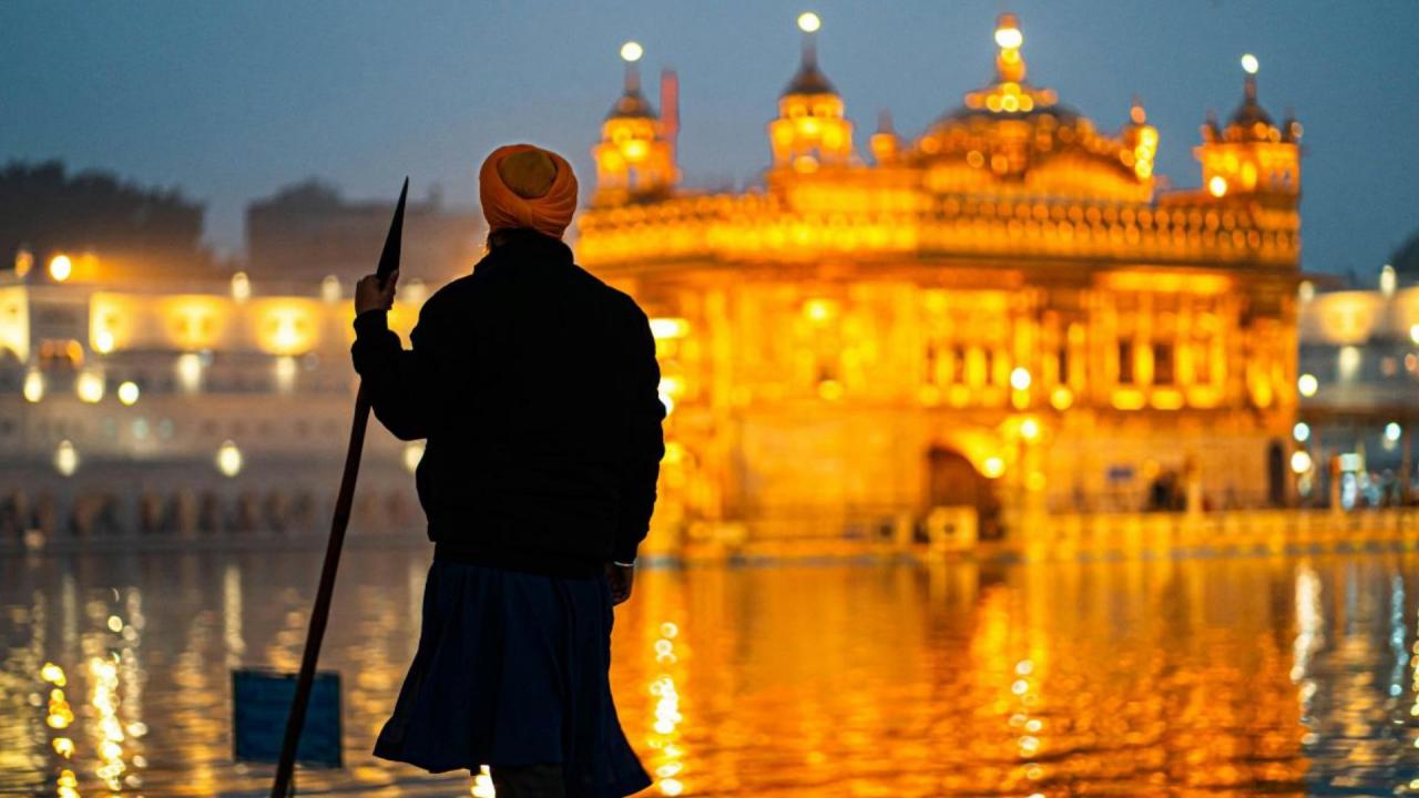 रोज लाखों लोग पाते हैं भोजन