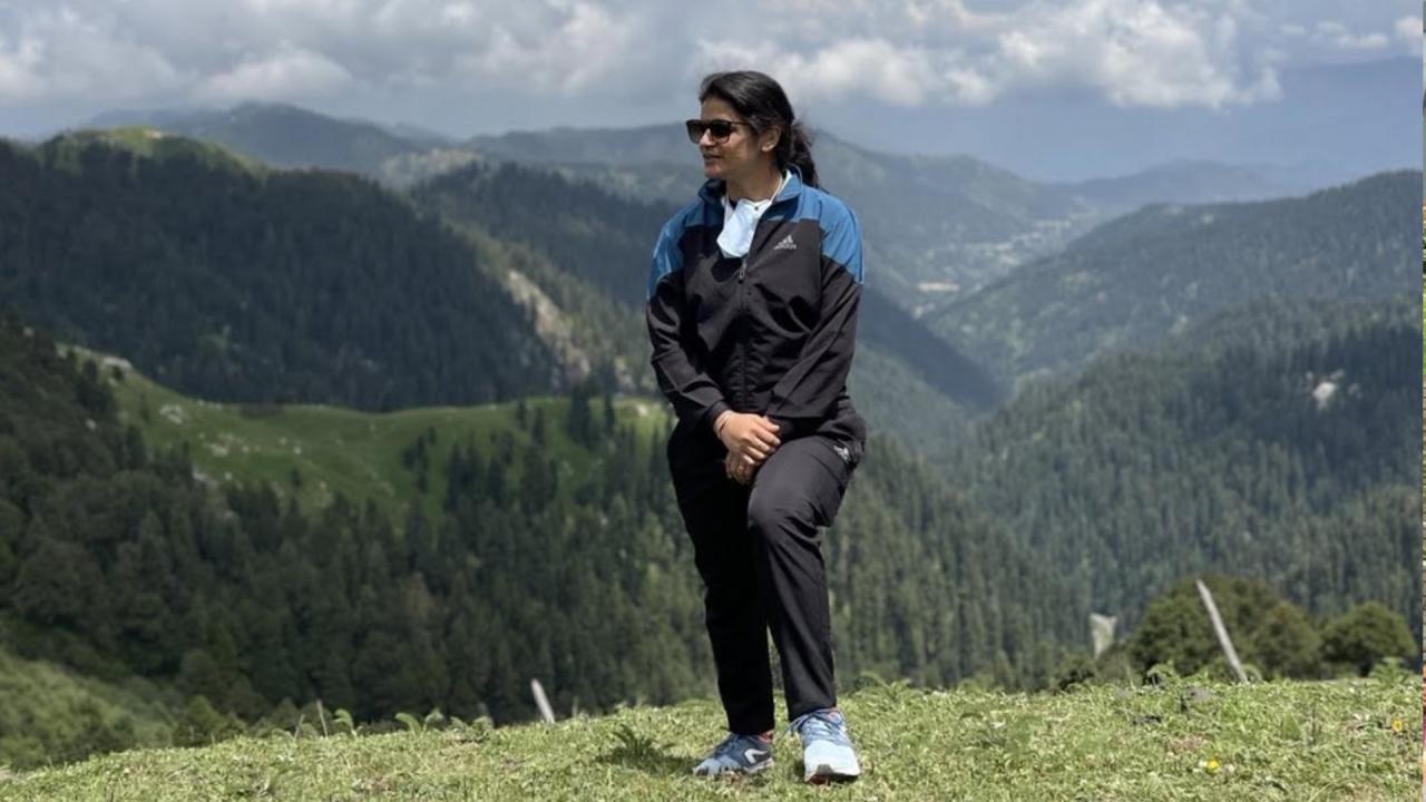 बिना कोचिंग क्रैक कर ली यूपीएससी