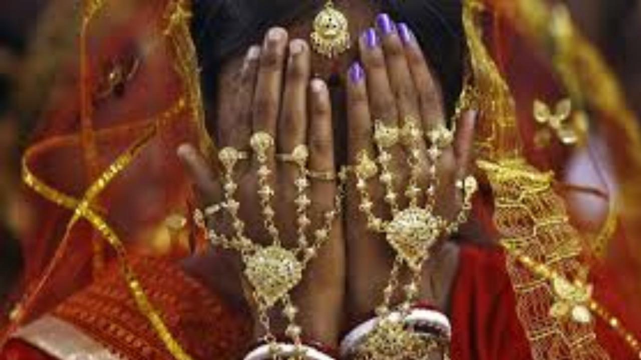 किस आधार पर लगती है बोली