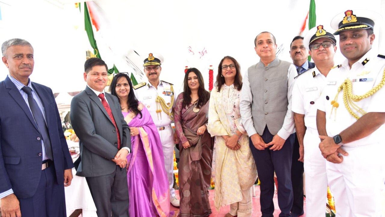 जहाज की तकनीकी खूबियां