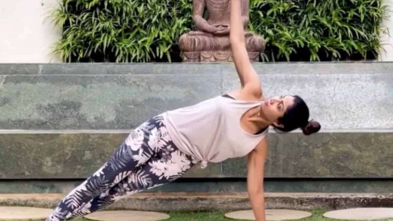 Eka pada vasisthasana