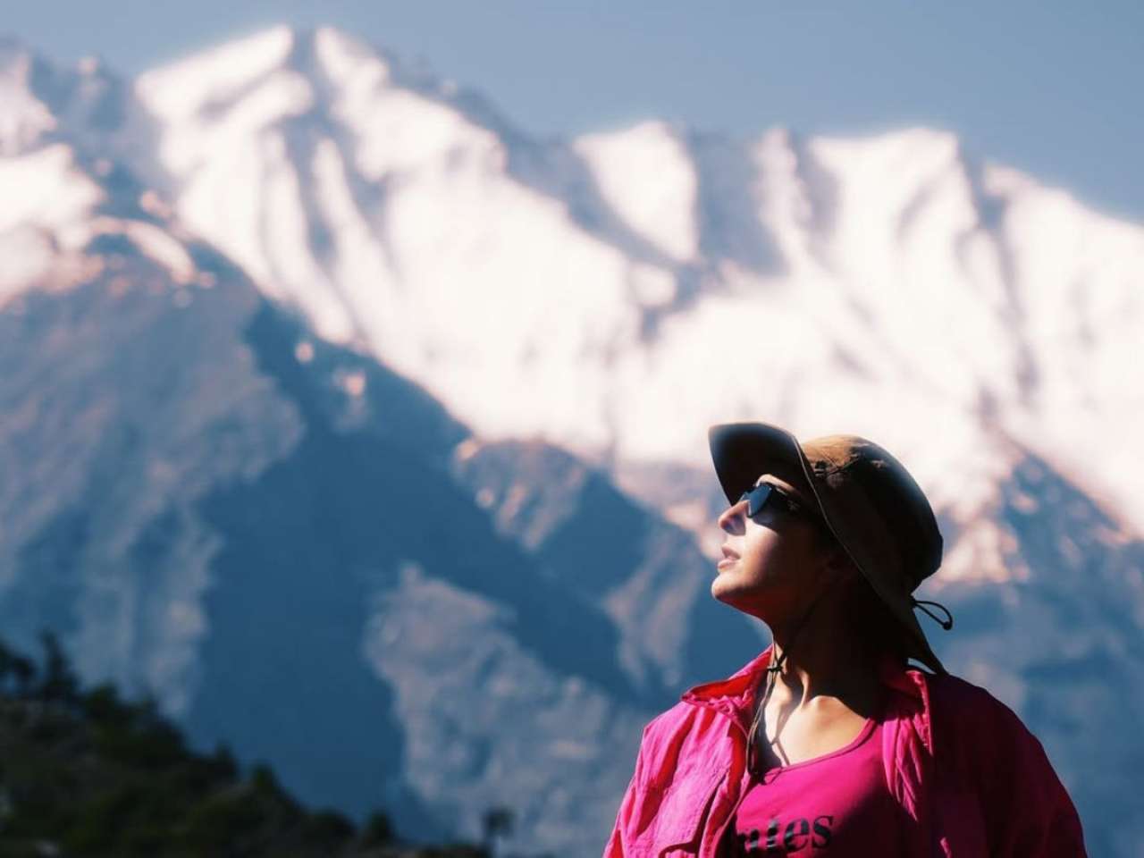 Her mountain shayari