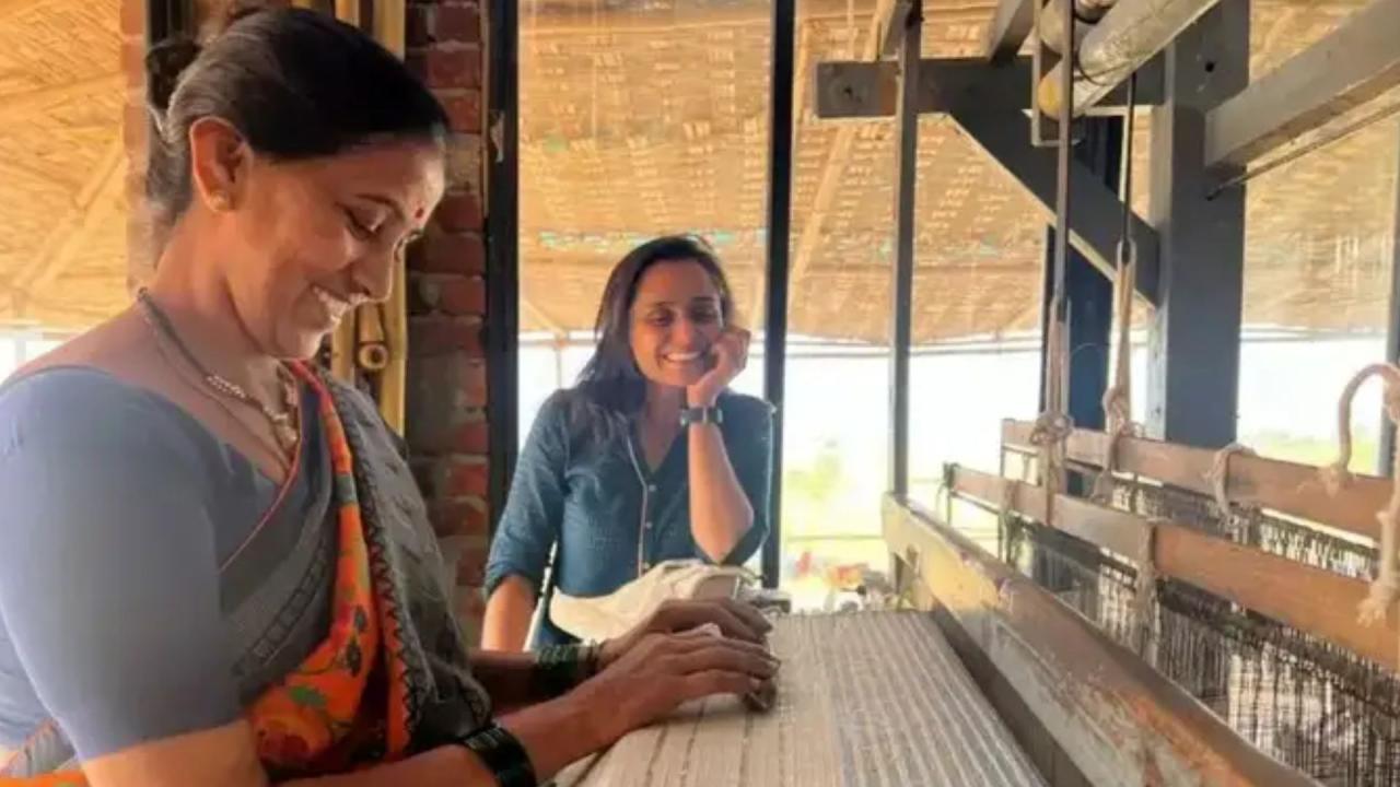 61 लोग करते हैं काम