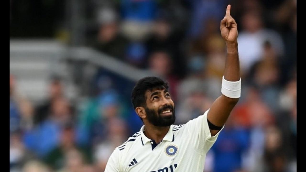 कपिल देव की कर ली बराबरी 