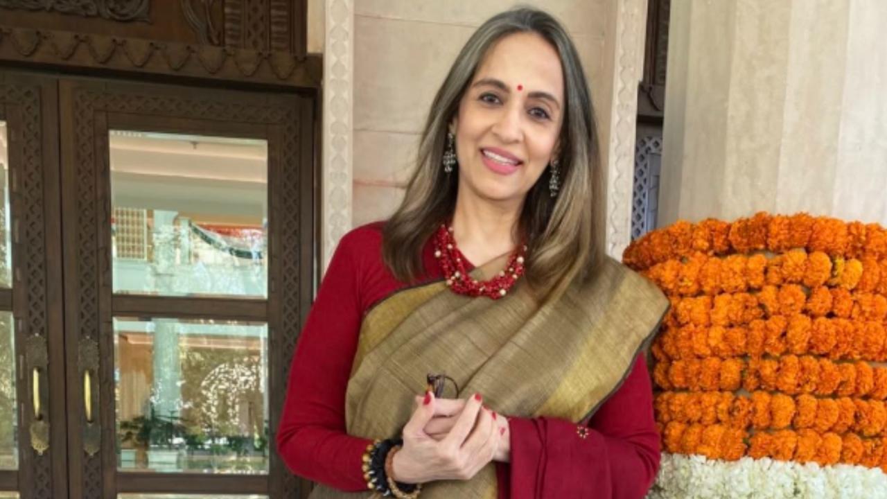 परेश की बॉस की बेटी हैं स्वरूप 
