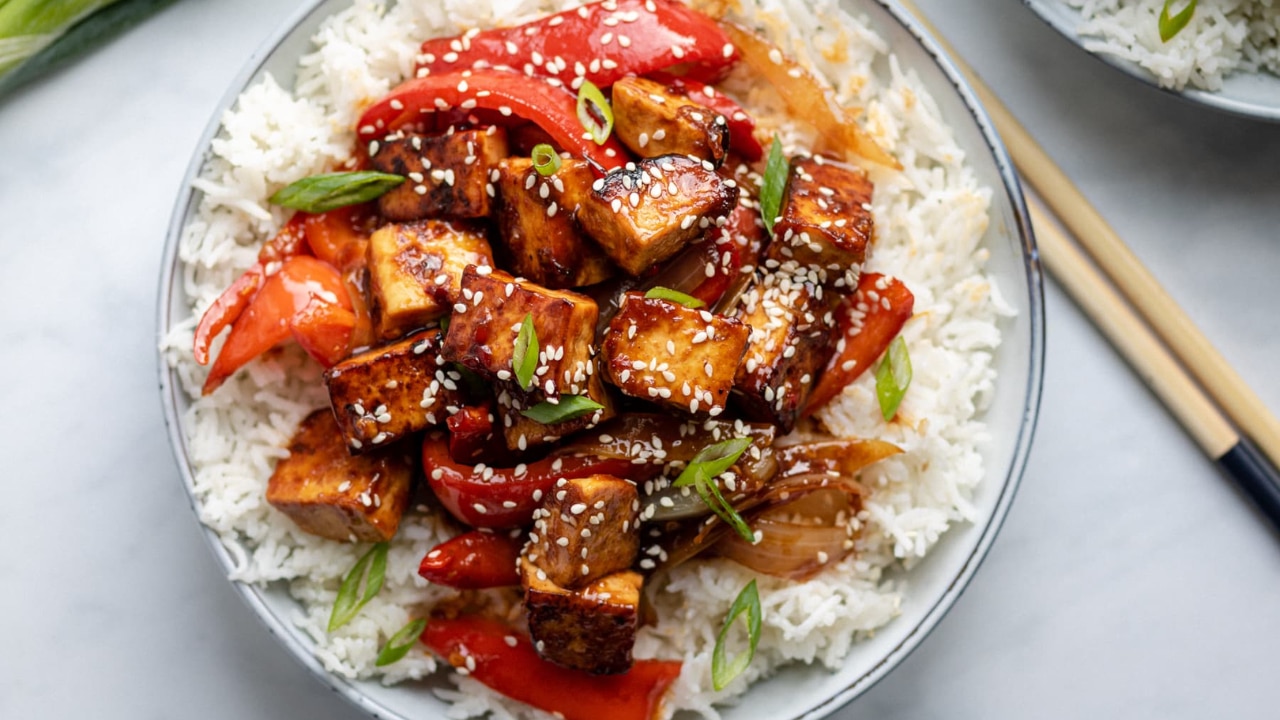Stir-fry tofu with rice