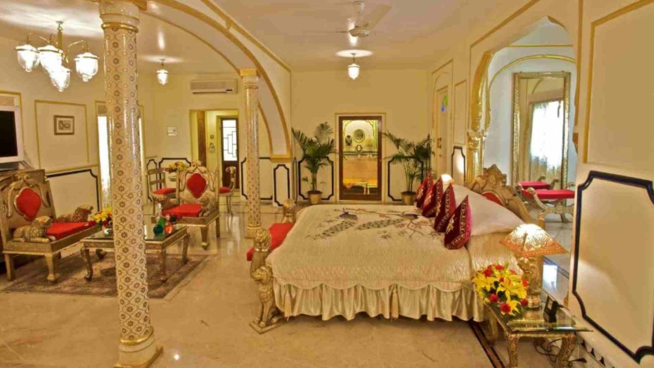 The Raj Palace: Location