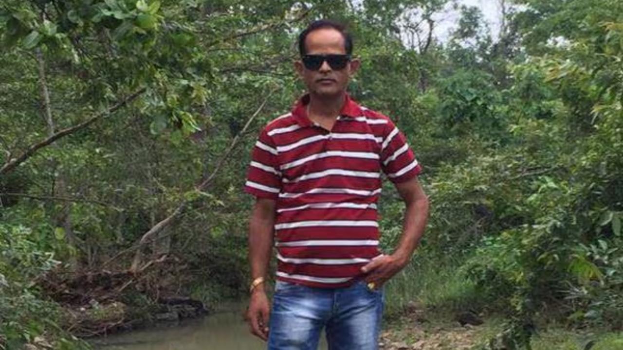 क्या करते हैं नरेंद्र सिंह धोनी?