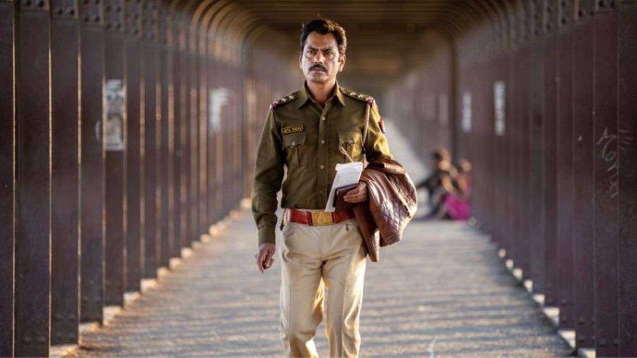 Raat Akeli Hai (2020)
