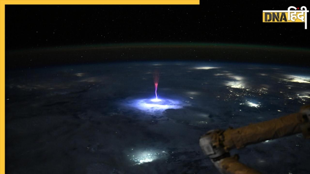 NASA एस्ट्रोनॉट को दिखी धरती के ऊपर 'अद्भुत लाल रोशनी', तस्वीर कर देगी हैरान