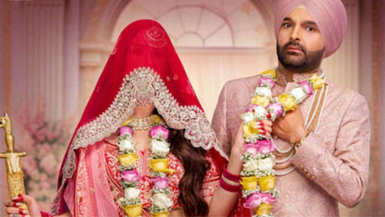 Kis Kisko Pyaar Karoon 2 is written by Anukalp Goswami
