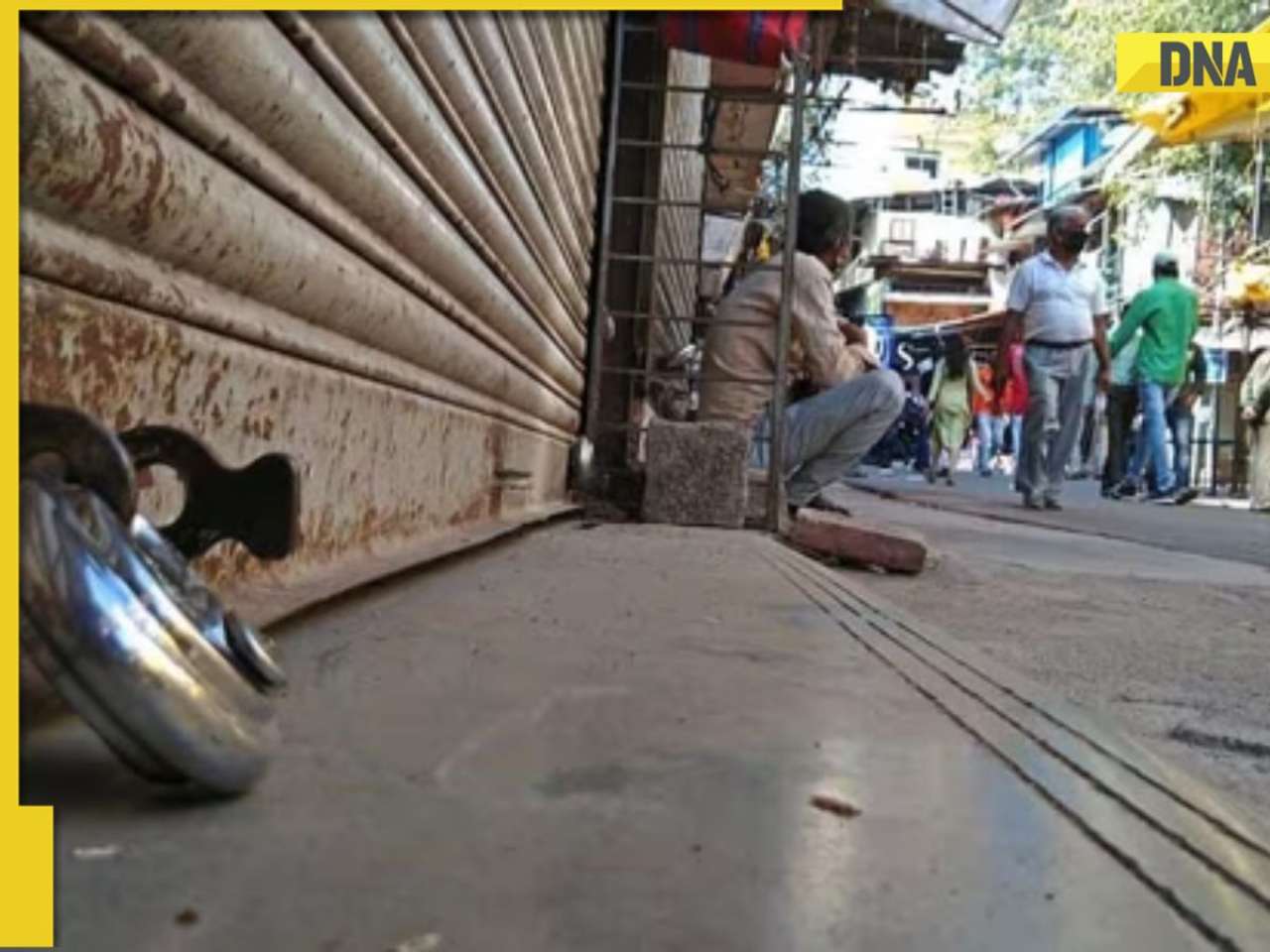 Bharat Bandh LIVE Updates: Nationwide strike today, banks, public transport, power supply to get affected; check what's open and what's not