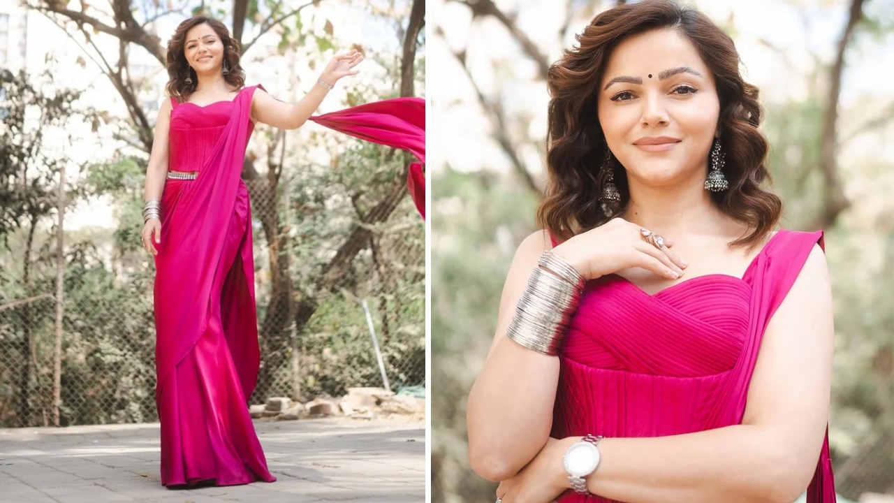 Corset blouse with saree