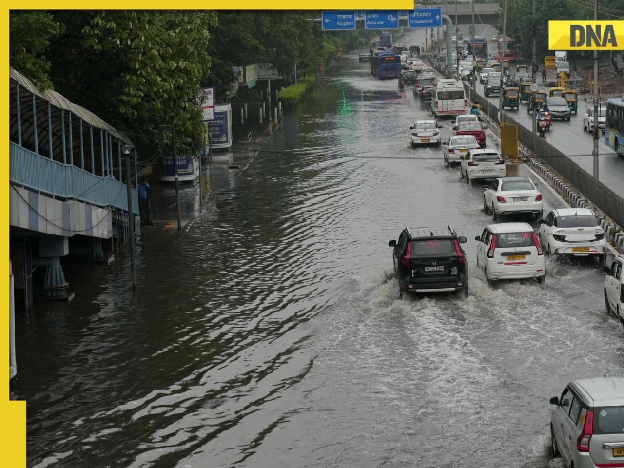 Delhi NCR Weather update: Waterlogging amid heavy rains lashes Delhi, Noida, Gurugram, Ghaziabad, IMD issues red alert, rains expected till...