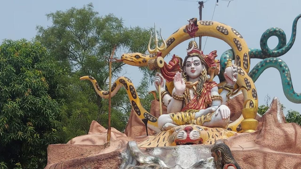 गुफा वाला मंदिर, प्रीत विहार