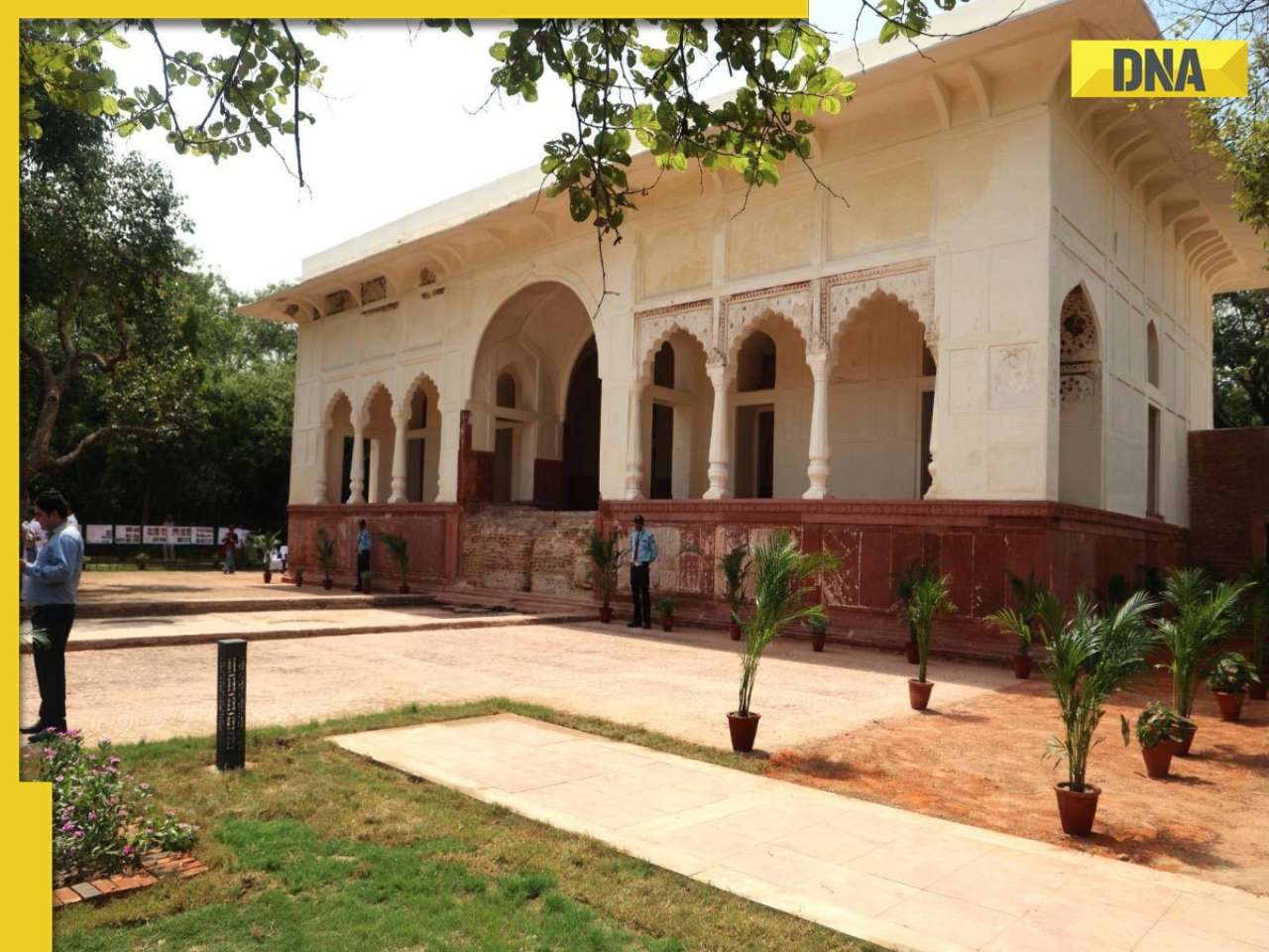 Delhi's Sheesh Mahal now OPEN to tourists after 370 years; check timings, route and more 